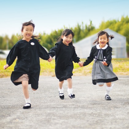 AXiS Photo Service 伊神 菜穂子が出張撮影したグレー, 虹彩, 赤ちゃん・幼児服が写った家族写真の出張撮影の写真