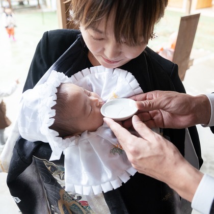 シコロハルナが出張撮影した「お宮参り」の家族写真