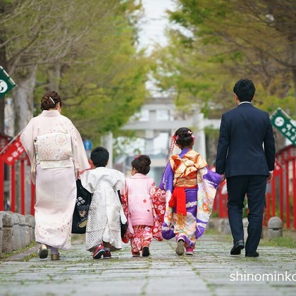 しのみんこフォトが出張撮影した家族写真(キッズ,ベビーフォト)などが写った「七五三フォト」の家族写真