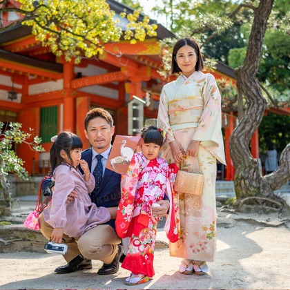 CREATIVE HOUSEが出張撮影した「七五三」の家族写真