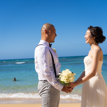 Jayson Tanega Photographyが撮影したウェディングや家族、ビジネスの写真