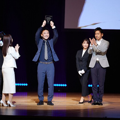 岩瀬泰治が撮影した「表書式」の写真