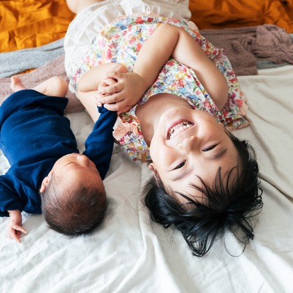 シコロハルナが撮影したニューボーンフォト/家族写真の出張撮影の写真