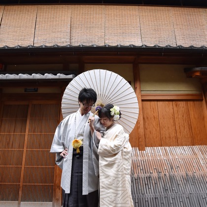 Photo of Pre Weddingphotoshoot at kyoto with kimono in autumn taken by Kiki photo works