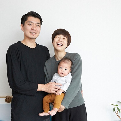 この写真は、出張撮影(家族写真(キッズ,ベビーフォト))のアルバム「家族写真」にある写真の1枚で、家族写真(キッズ,ベビーフォト)などが写っています。<br>「家族写真」では他にも:albumPhotoCount枚の家族写真を見ることができます。撮影者は岩瀬泰治です。カメラマンのプロフィールページで、家族写真(キッズ,ベビーフォト)撮影の口コミやおすすめコメントを見ることができます。