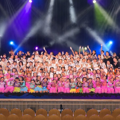 A2FT.jpフォトグラファーまつもとあきらが撮影したウェディングや家族、ビジネスの写真