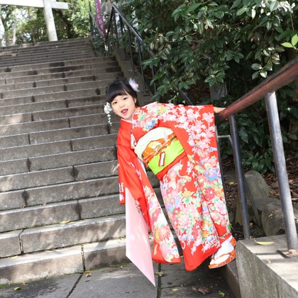 Kan Suzuki  photographyが出張撮影した家族写真, 植物, 七五三が写ったエンゲージメントフォトの写真