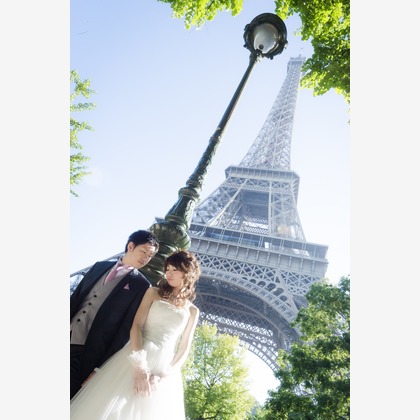 24to Produceが撮影した「パリでのフォトウェディング」の写真