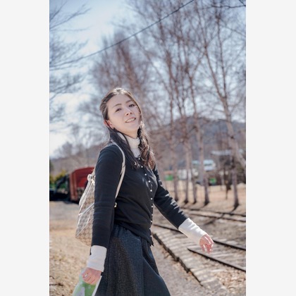 高木勇斗が出張撮影したグローブ, フラッシュ撮影, 家族一緒に写真を撮るなどが写った「様々な人物」の家族写真