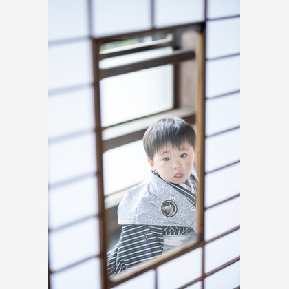 根兵一生が出張撮影した「七五三、ロケーション撮影」の家族写真