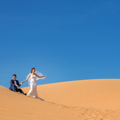 Photo of :albumName taken by 2 of us photography