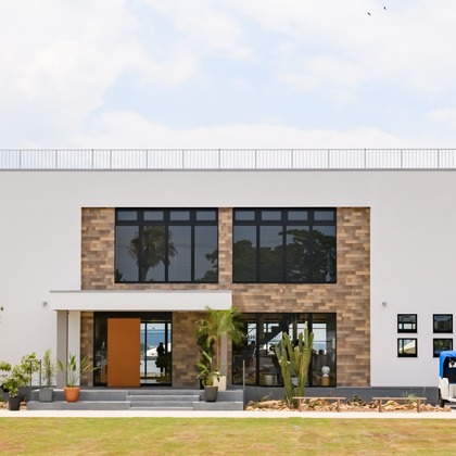 中川昌幸が撮影した「'Ulalena 静岡市三保のリゾート施設」の写真