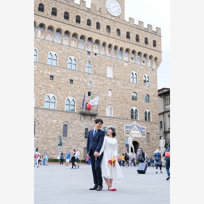 Photo of :albumName taken by MOMO