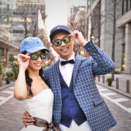 1978 ( Mille Neuf Cents Soixante-dix-huit) が撮影したウェディングや家族、ビジネスの写真