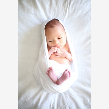 出張撮影HUG TIMEが撮影した「ニューボーンフォト＠ご自宅」の写真