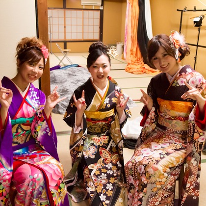 スマイルハンターが出張撮影した家族写真(キッズ,ベビーフォト)などが写った「成人式フォト」の家族写真