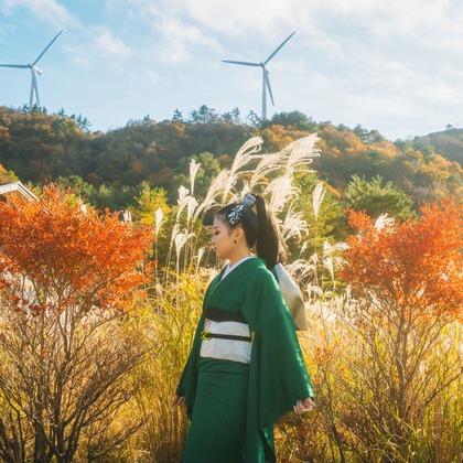フォトグラファー笹が出張撮影したフラッシュ撮影, 自然の風景, 自然の中の人々が写った成人式撮影の写真