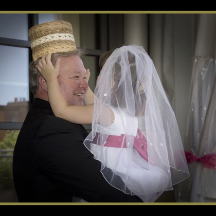 ストレングスビオンドストレングスインクが撮影したウェディングや家族、ビジネスの写真