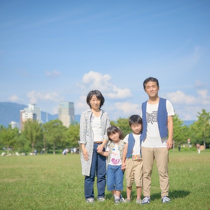Earth Creative Productsが出張撮影した「ファミリー」の家族写真