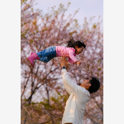 秋山諒輔が撮影したウェディングや家族、ビジネスの写真