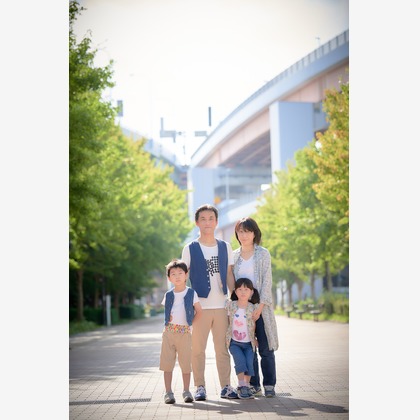 Earth Creative Productsが出張撮影した「ファミリー」の家族写真