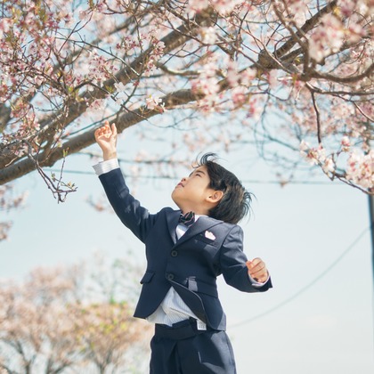 Tatsuyaが出張撮影した全体, 赤ちゃん・幼児服, 襟などが写った「家族写真撮影」の家族写真