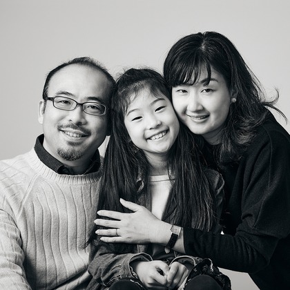 Photo Studio totteが出張撮影した使役動物, 肘, 子鹿が写ったスタジオ撮影の写真