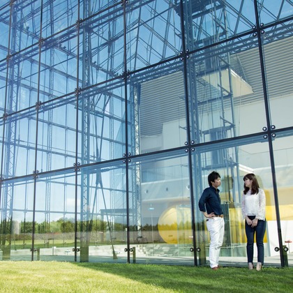 Happy with Photosが出張撮影した「アニバーサリーフォト(結婚記念日)＠札幌市・モエレ沼公園」の家族写真