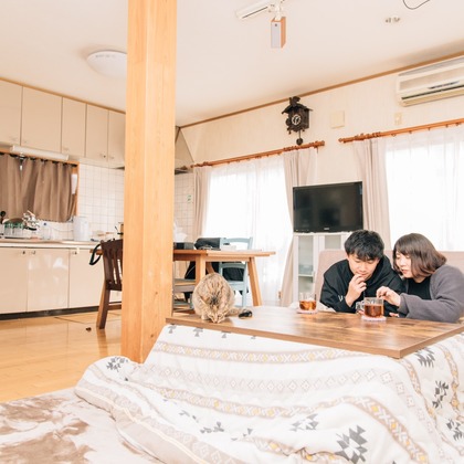 この写真は、出張撮影(家族写真(キッズ,ベビーフォト))のアルバム「静岡市で撮影」にある写真の1枚で、家族写真(キッズ,ベビーフォト)などが写っています。<br>「静岡市で撮影」では他にも:albumPhotoCount枚の家族写真を見ることができます。撮影者は杉渕瑛実菜です。カメラマンのプロフィールページで、家族写真(キッズ,ベビーフォト)撮影の口コミやおすすめコメントを見ることができます。