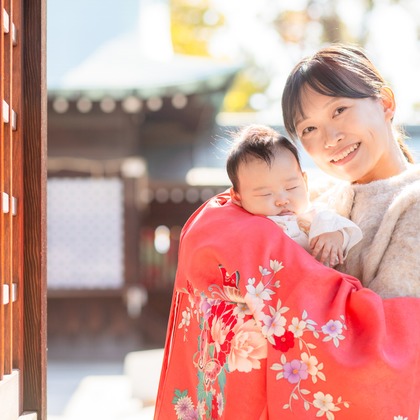 あかすたが出張撮影した「お宮参り」の家族写真