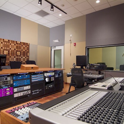 富岡敦が撮影したウェディングや家族、ビジネスの写真