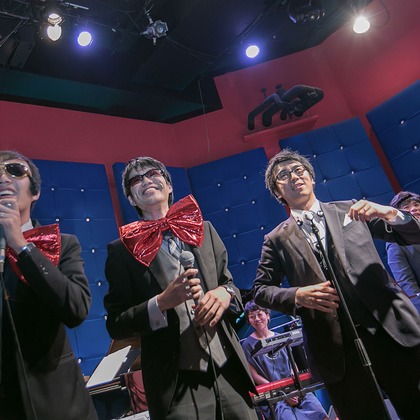 Photo of :albumName taken by 2 of us photography