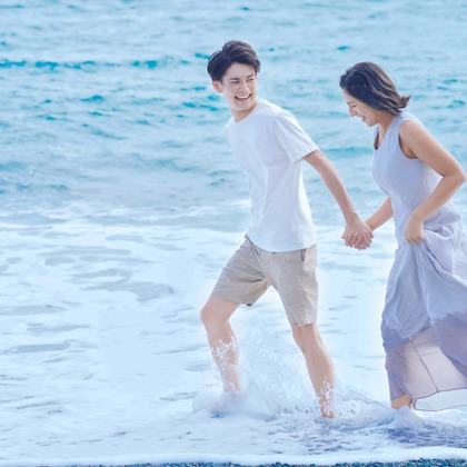 CREATIVE HOUSEが出張撮影した水着トップ, 自転車-機器と備品, ワンピースなどが写った「カップル・友人」の家族写真