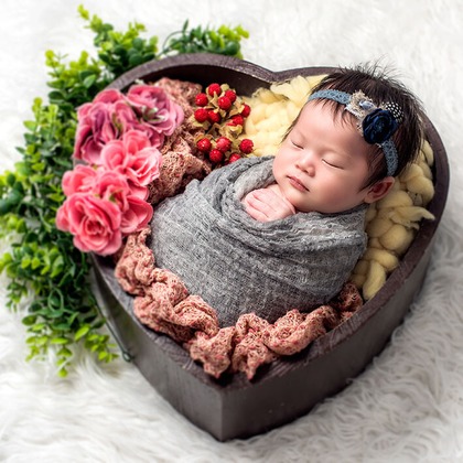 AXiS Photo Servise 藤井靖史が出張撮影したシャツ, ビーチの人々, 自然の中の人々が写ったニューボーンフォトの写真