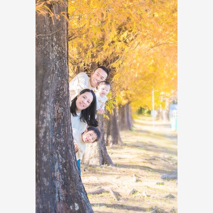 AXiS Photo Service 伊神 菜穂子が出張撮影したグレー, 虹彩, 赤ちゃん・幼児服が写った家族写真の出張撮影の写真