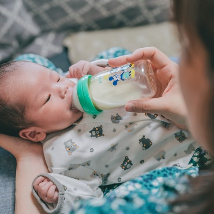 Photo Design CRIEが出張撮影した「マタニティ・ニューボーン」の家族写真