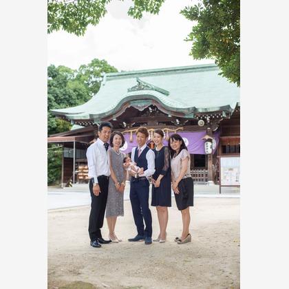 竹部 祐樹が出張撮影した誕生, 慰め, パーティーなどが写った「お宮参り＠唐津神社」の家族写真