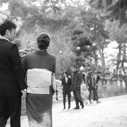 フォスタムが出張撮影した「お宮参り撮影」の家族写真