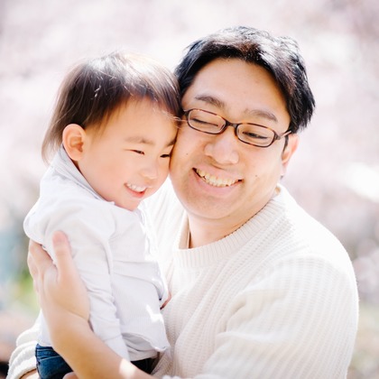 アトリエ　エピカ/清水　一哉が出張撮影した植物, 感情, レクリエーションなどが写った「桜フォト」の家族写真