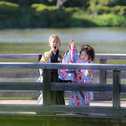 高橋 透（Coo&Sea STUDIO代表）が出張撮影した「七五三フォト＠横浜」の家族写真