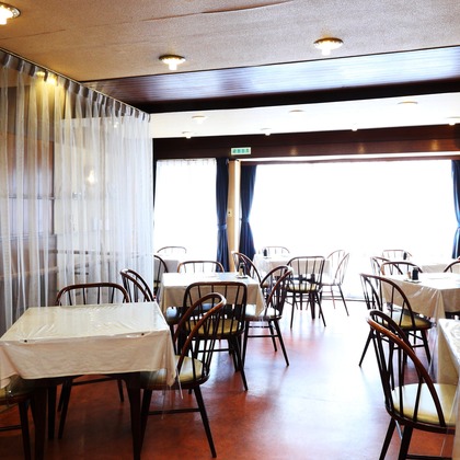 森安　照が撮影したウェディングや家族、ビジネスの写真