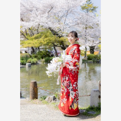 Photo of Japanese style pre-wedding photo shoot taken by Osaka Photo Factory