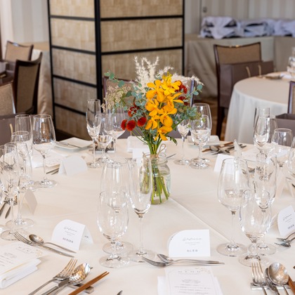 Photo of Flower decorations for the reception hall taken by UCHIUMI Toshihiko.