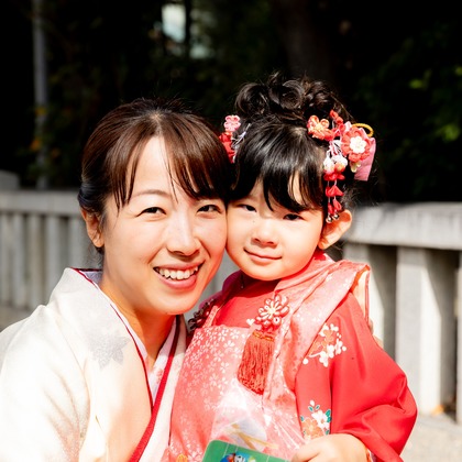 出張撮影くろさわが出張撮影したどういたしまして。, Sushi Edokko, 人間の背中などが写った「七五三」の家族写真