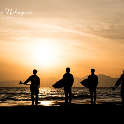 中川彩乃が出張撮影した「ビーチサイドポートレート」の家族写真