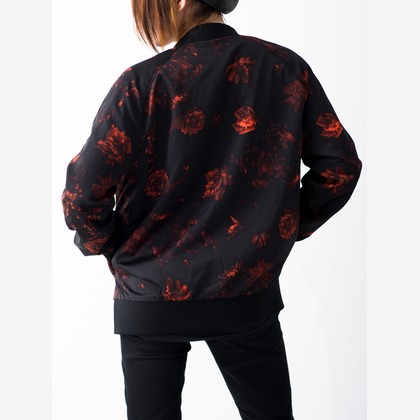 studio white alice 五十嵐啓が撮影した商品/物撮りの写真