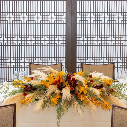 Photo of Flower decorations for the reception hall taken by UCHIUMI Toshihiko.