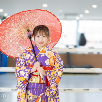 大森光太郎・K-PHOTOが出張撮影したYokohama Ukai-Tei, バトリョハウス, スポーツ会場などが写った「成人式撮影」の家族写真