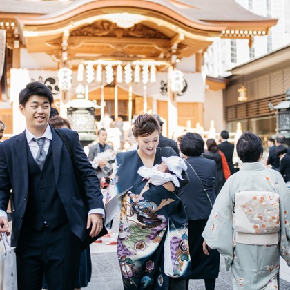 植村由理が出張撮影した「お宮参り　＠水天宮」の家族写真