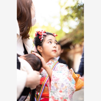 Takushi Yamamoto Photo Officeが出張撮影した「ポートレート」の家族写真